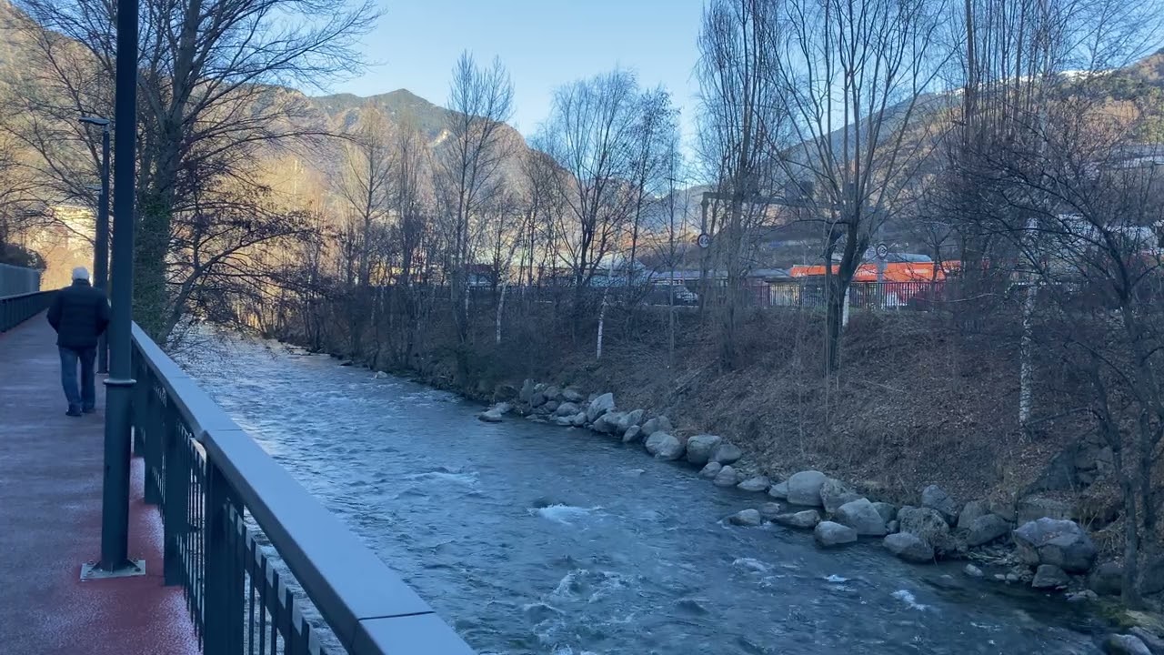 🇦🇩 R&iacute;o Valira, Santa Coloma, Andorra la Vella, Andorra 4K