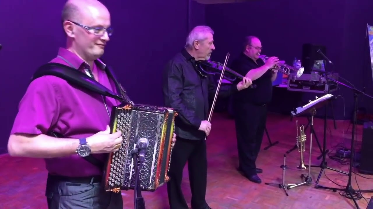 Nicolas Grandfils en Trio - Valses en Live - HD