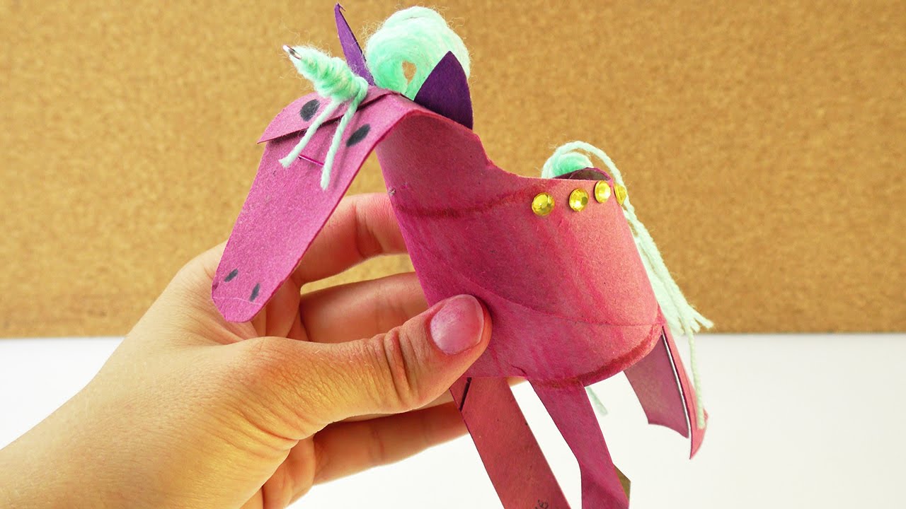 Einhorn basteln aus Klopapierrolle - Unicorn Power - Basteln mit Kindern