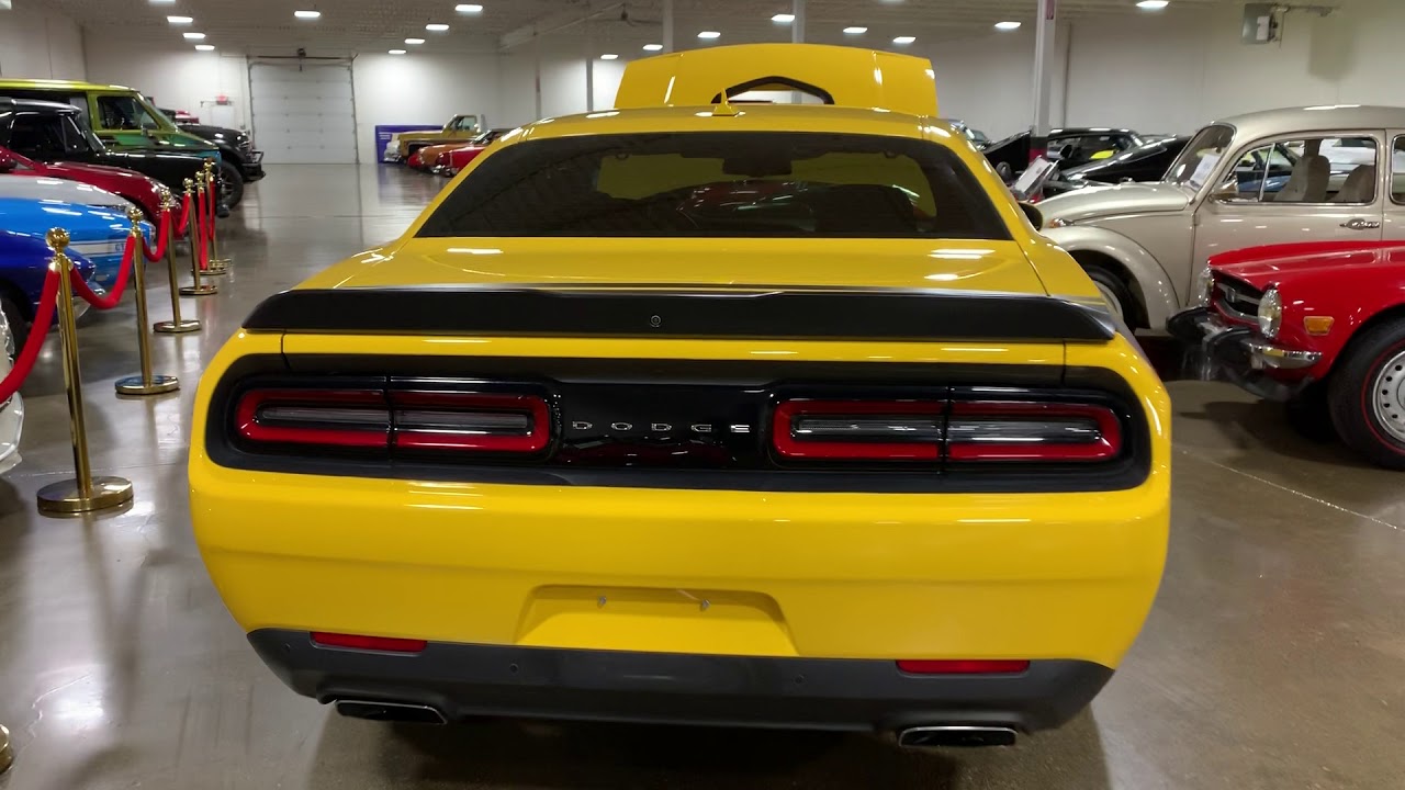 2017 Dodge Challenger R/T 392 - 485HP HEMI