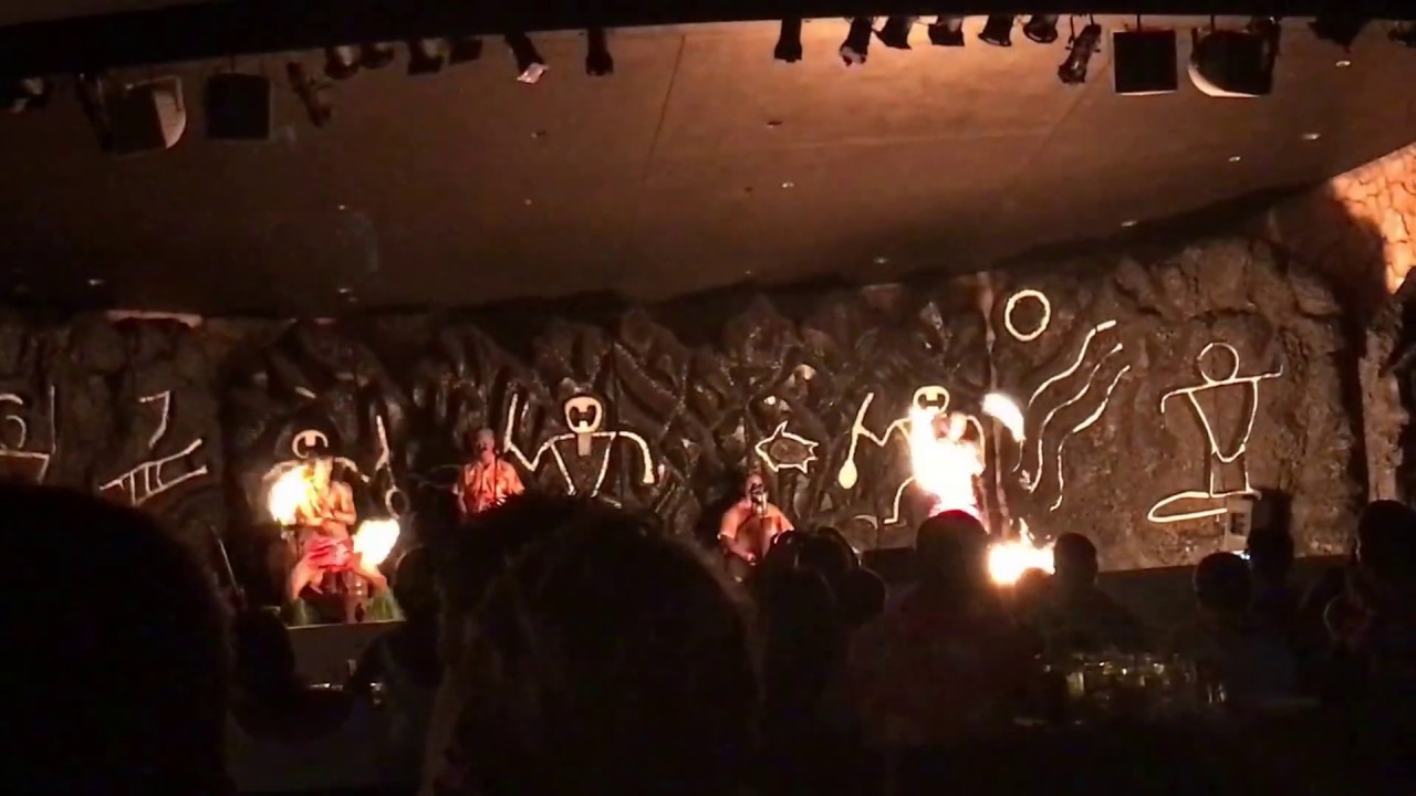 Fire Dance,hilton waikoloa village