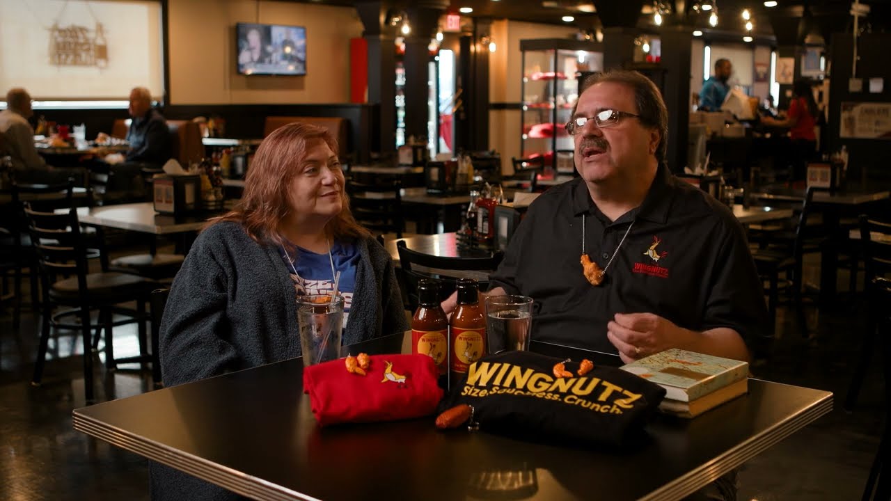 Inside Wingnutz Buffalo: Legendary Wings with Size, Sauciness & Crunch