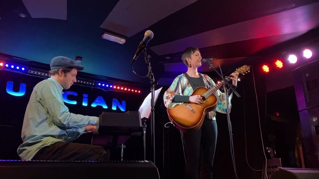 Jana Varga - It Happens Everyday Carly Simon Cover - Musician Leicester 25th October 2022