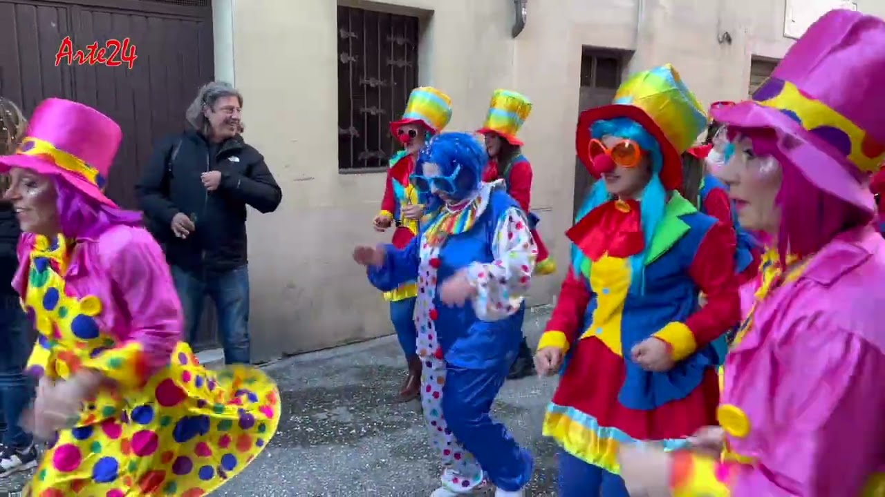 A Tolfa va in scena la sfilata dei carri di Carnevale 2026