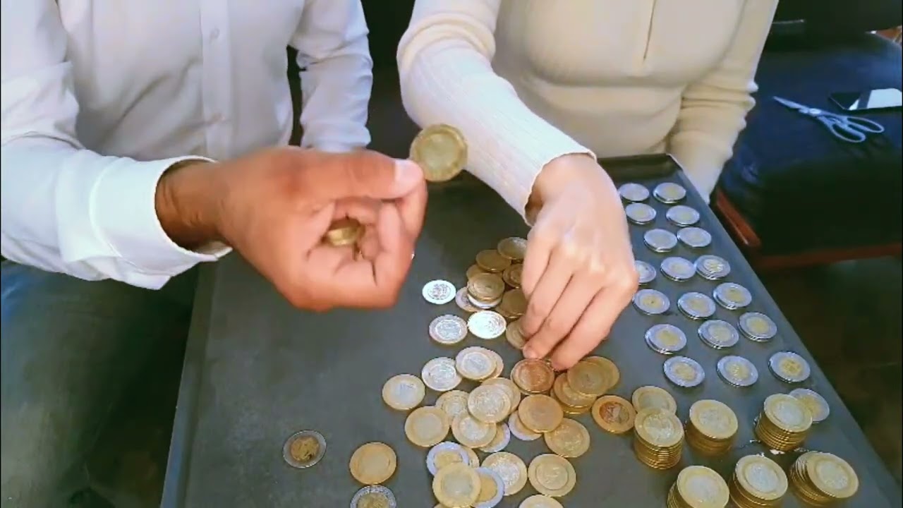 Ahorro de monedas 10 pesos -Vaciando alcancia