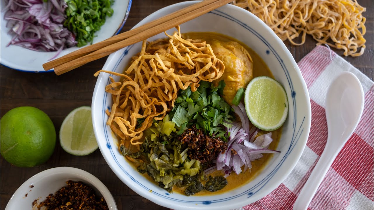 Epic Khao Soi Recipe ข้าวซอย ♥ Episode 276