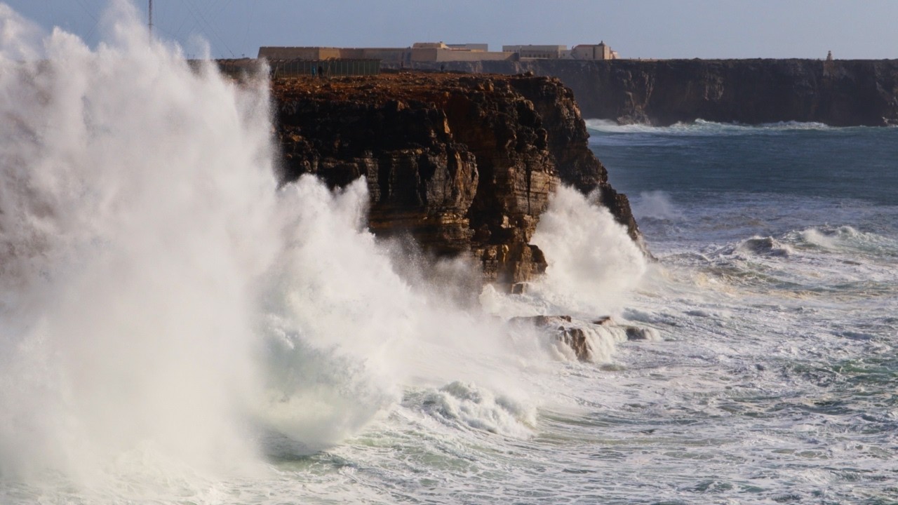 Huge Waves vs. Cliffs in Sagres, Portugal