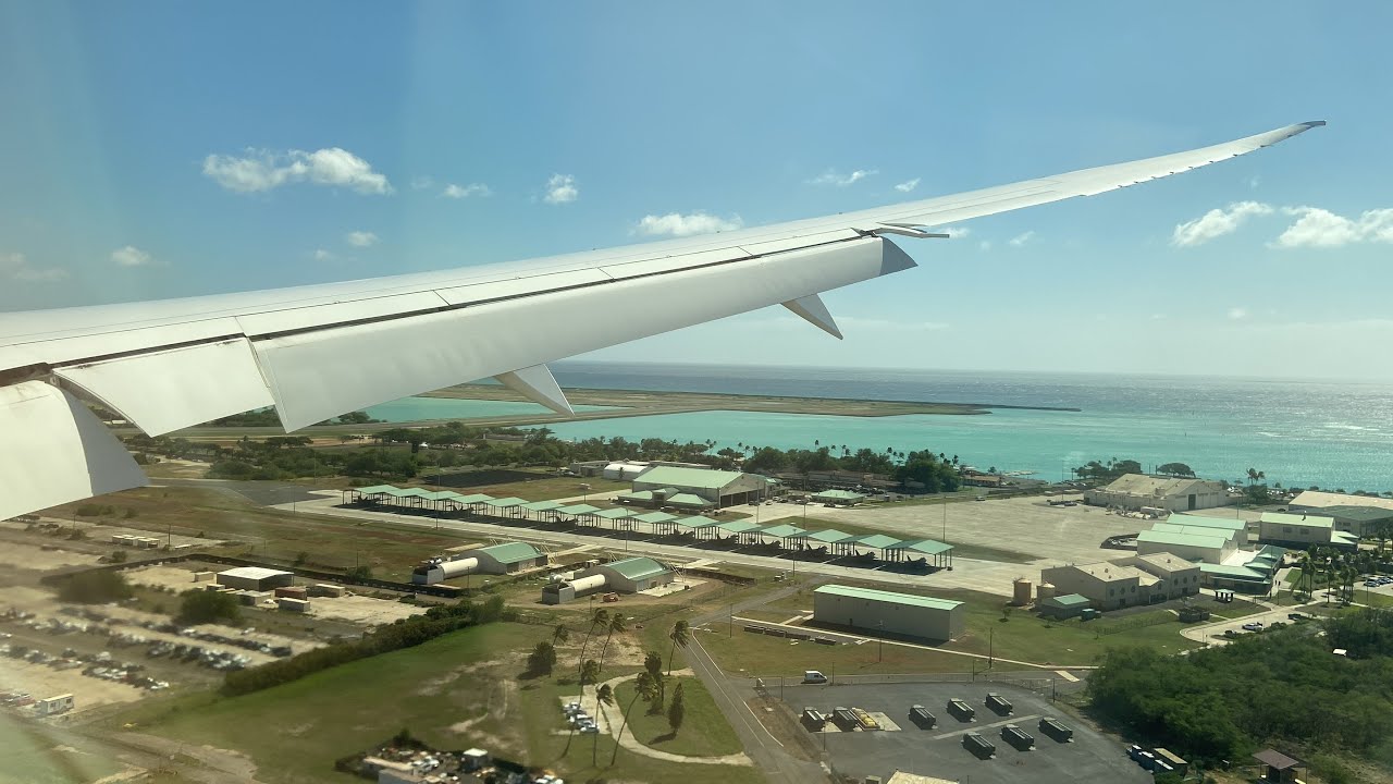 Hawaiian Airlines Boeing 787-9 Landing in Honolulu (HNL)