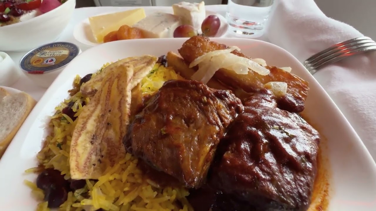 Питание в понедельник: Бизнес-класс Emirates 🍽️✈️