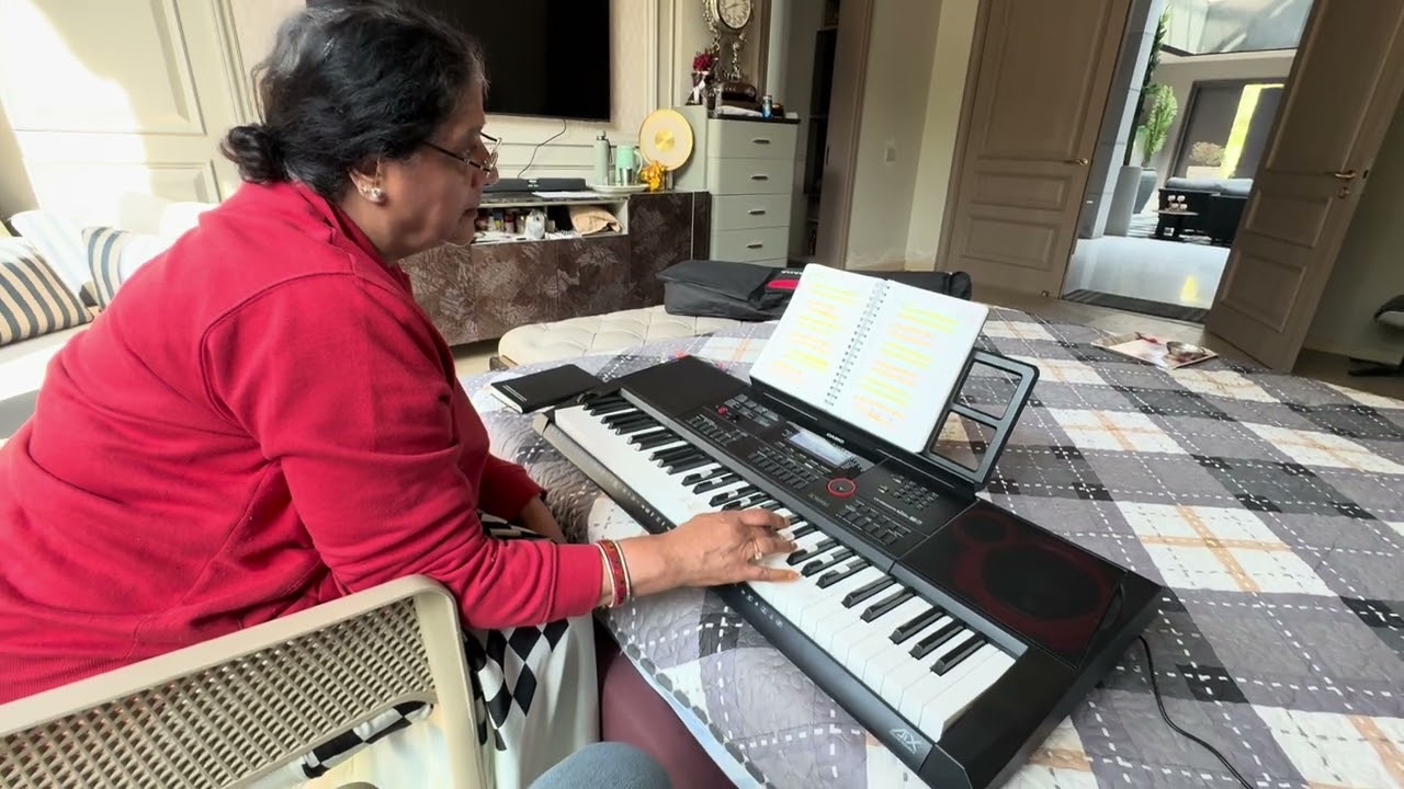 ek Pyar ka Nagma | ￼ Usha Bansal