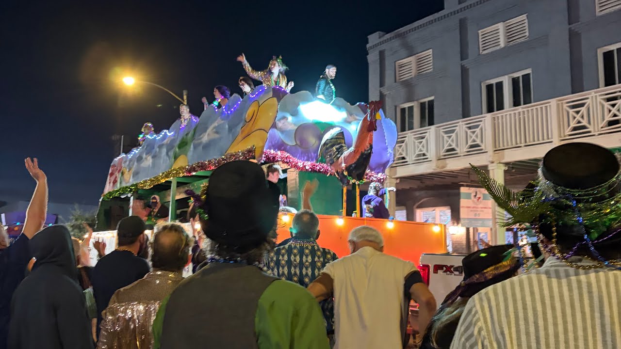 Chill 🌆 Galveston Island 🏝️ Fat Tuesday 📿The Press Box 🏈 February 17, 2026// Mini Vlog ✨