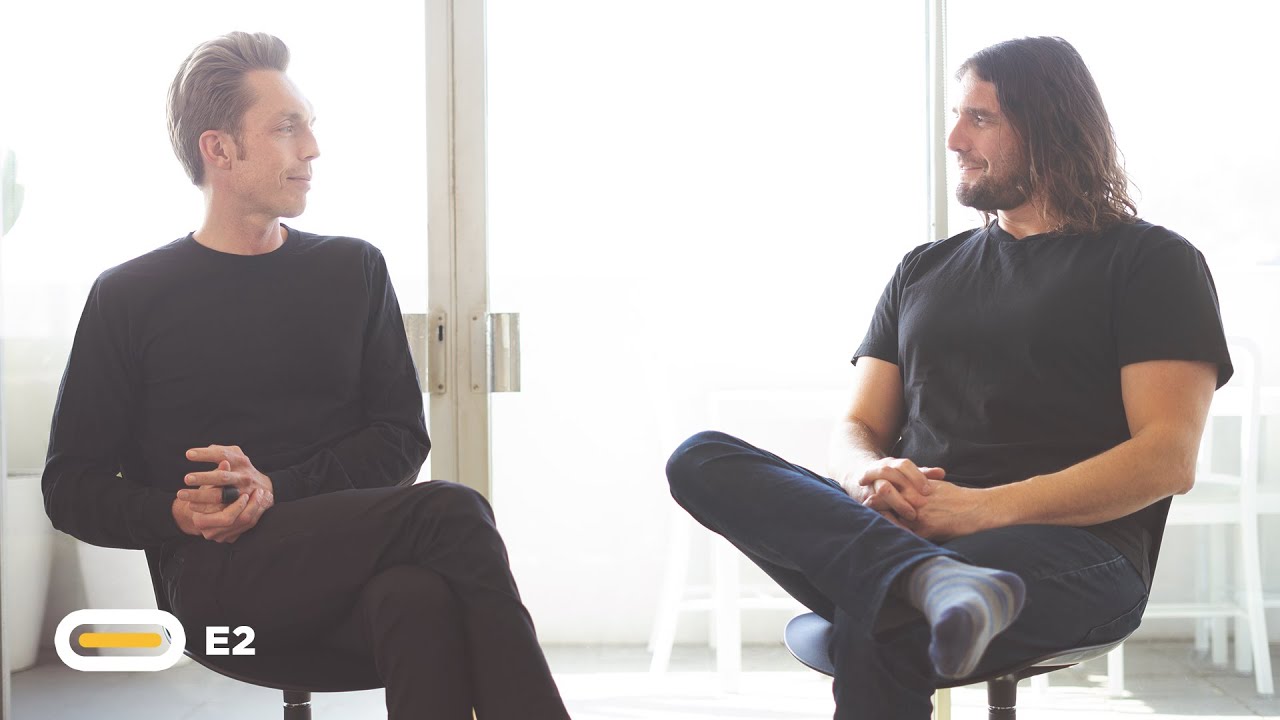 Do The Minimalists follow a capsule wardrobe?