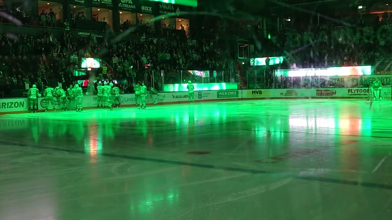 R&ouml;gle Lineup med ny arena kommentator