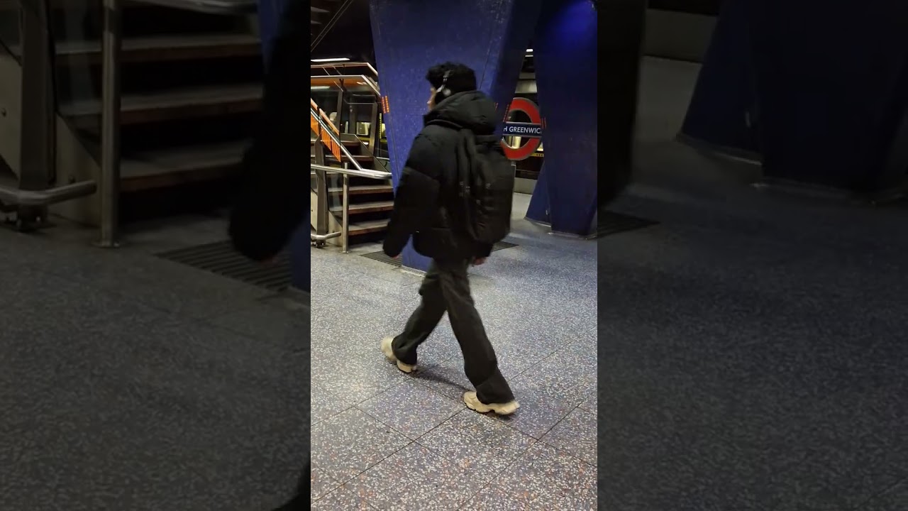 1996 stock ride: Stratford to Canary Wharf 26/12/2025