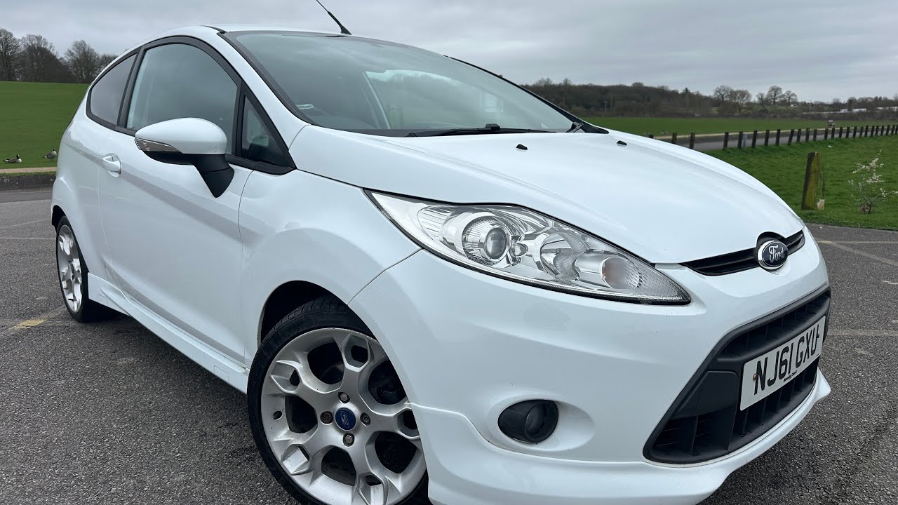 2011 Ford Fiesta 1.6 Zetec S Walkaround Exterior Interior Review