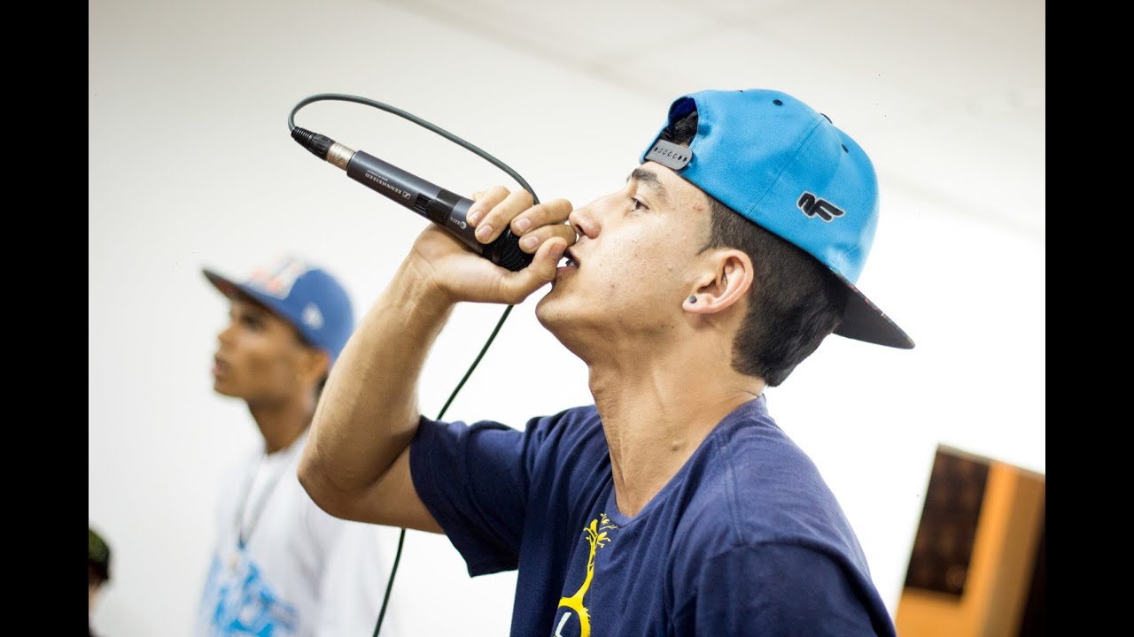 Duelo de MCs - Crizin vs Sick (Semifinal) :: Batevolta / Cena M&uacute;sica - 08/11/13