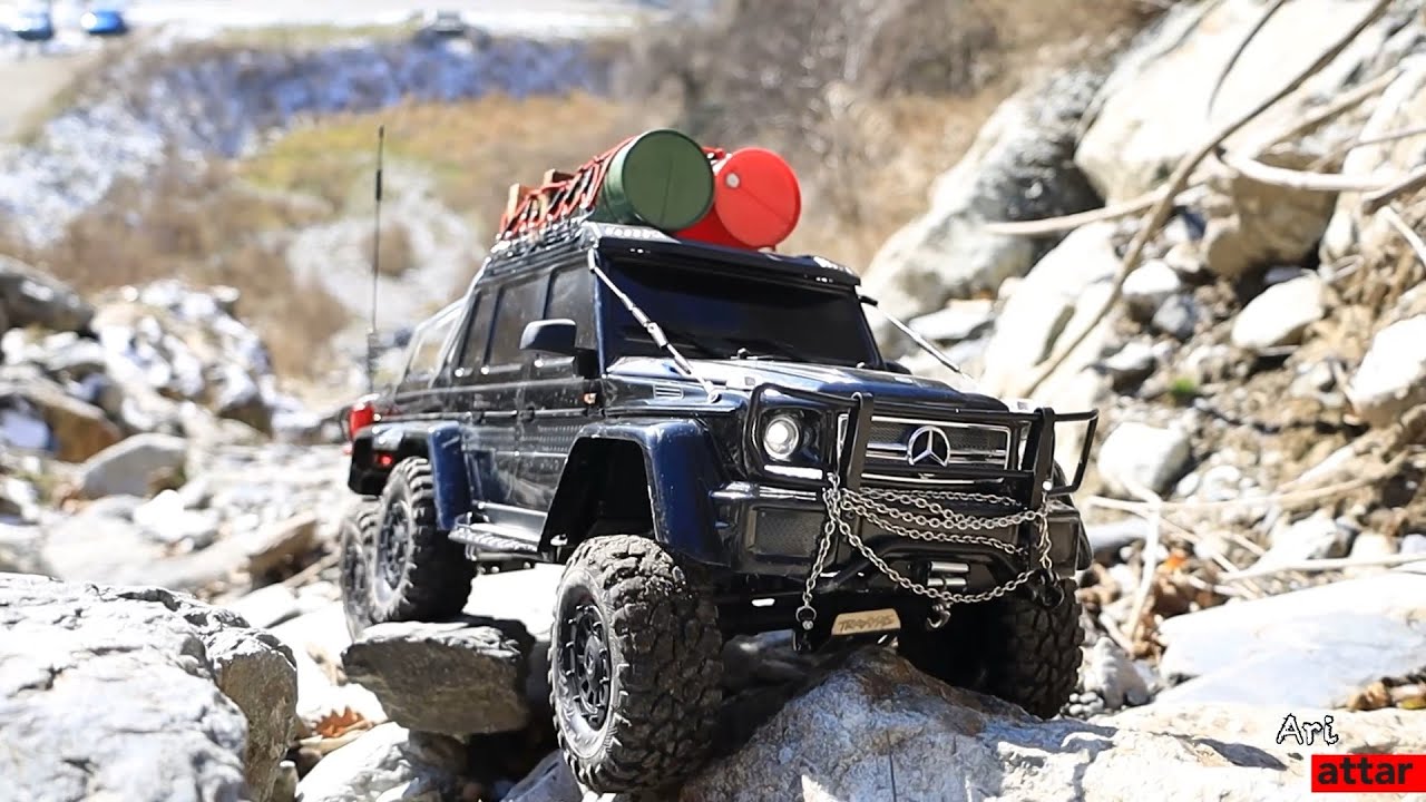 RC Traxxas TRX-6 /تجربة سيارة مارسيدس في تسلق الصخور 💪💪