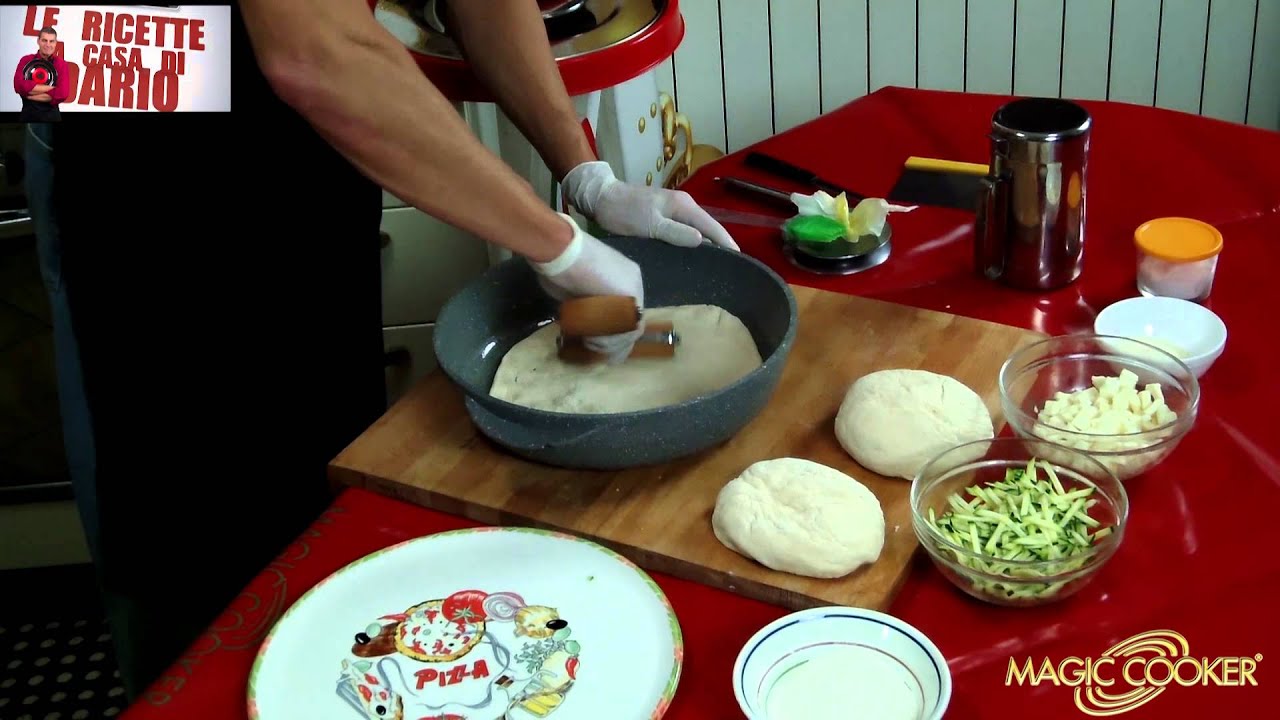 Pizza Mozzarella e zucchine con Magic Cooker  221