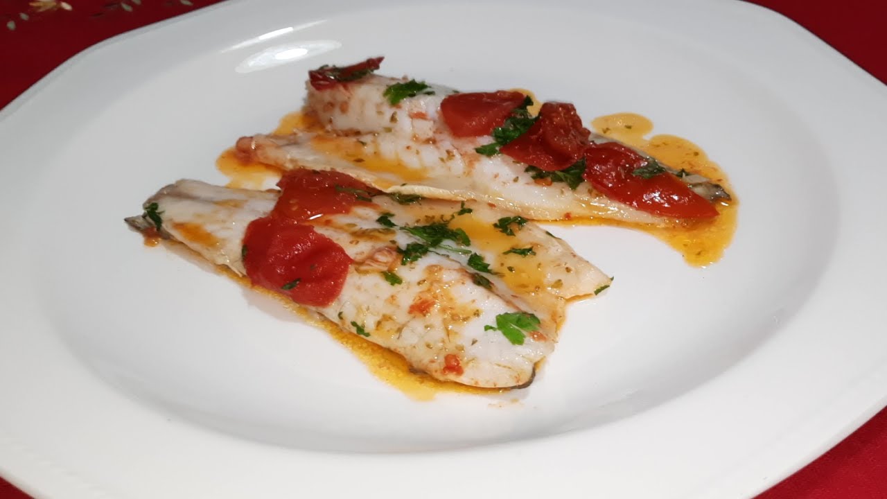 FILETTI DI BRANZINO - ricetta con cottura del pesce in padella.