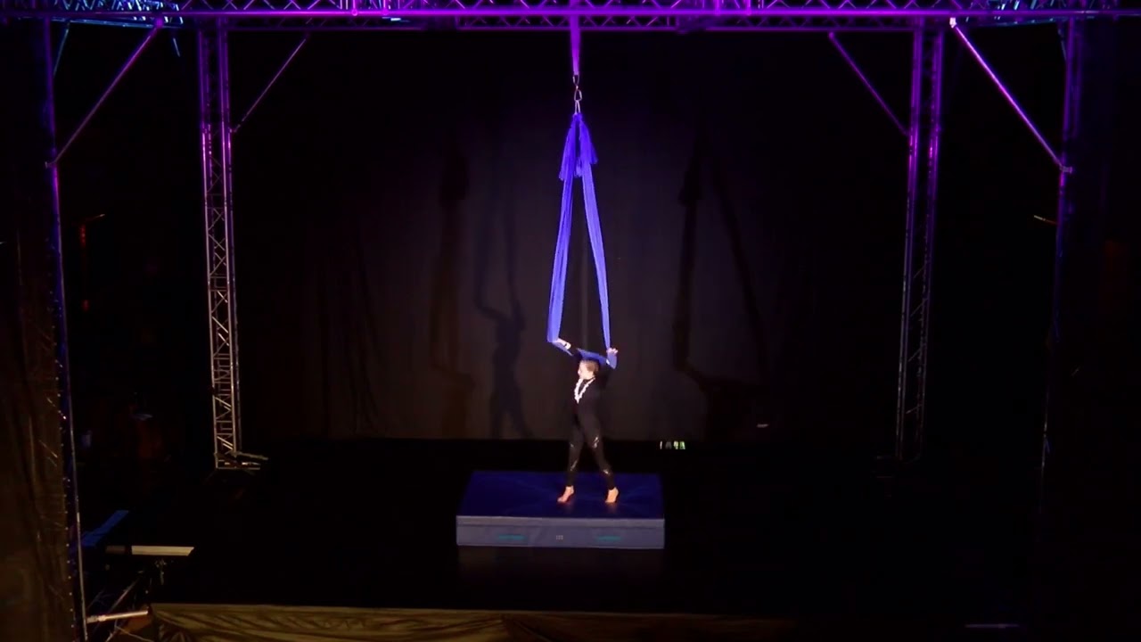 Honzejková Tereza 2 místo Winter Cup 2026 AERIAL FREESTYLE KIDS
