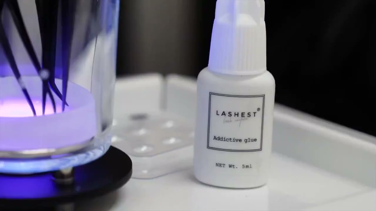 まつ毛エクステ商材　ラシェストラッシュクチュール&reg;︎