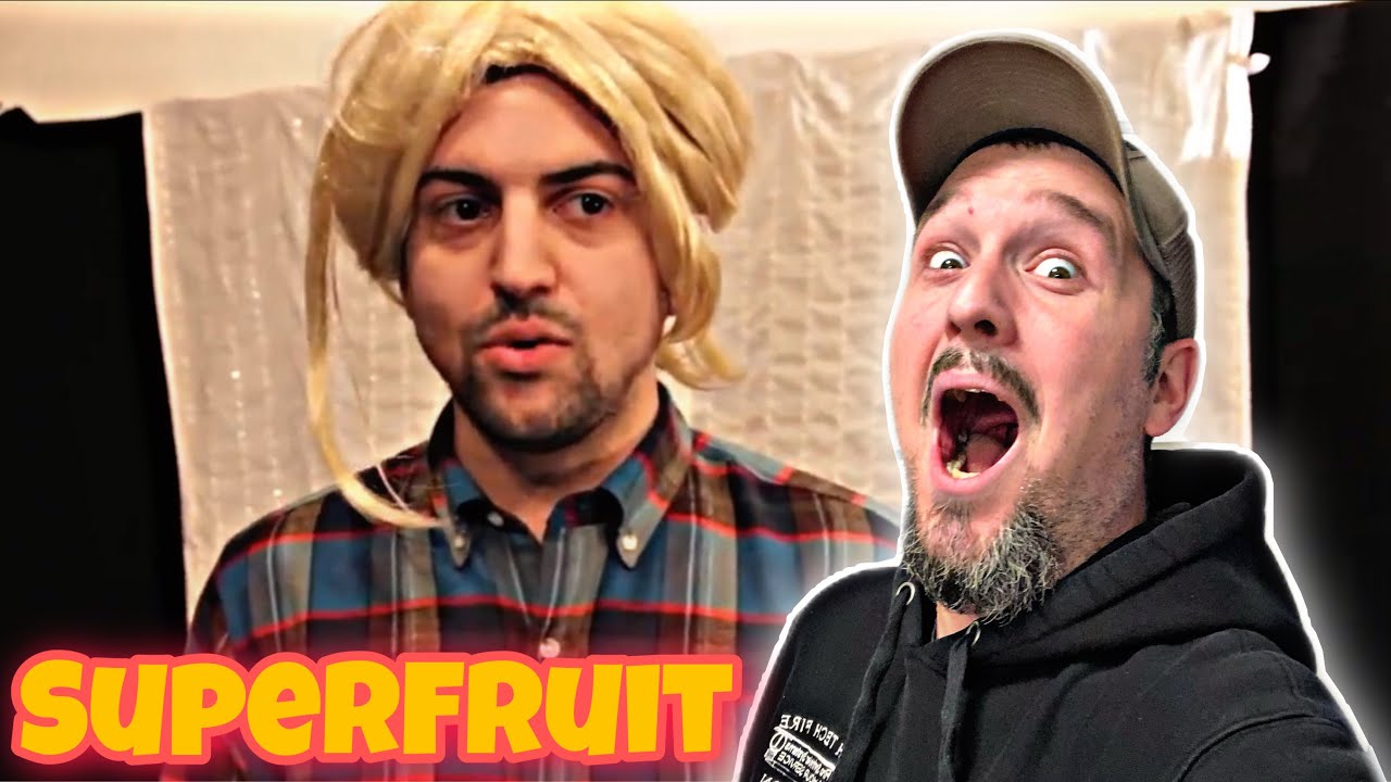 Saucey Reaction | SuperFruit - Frozen Medley с участием Kirstin | У меня ужасно болят живот и лицо!
