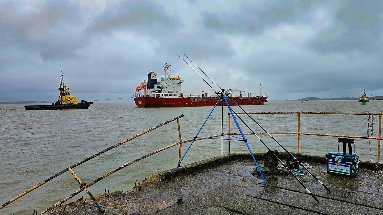 2 for the price of 1 - Bargain Autumn fishing!