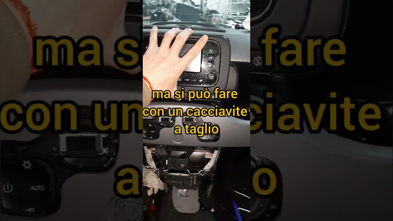 Come smontare l'autoradio/navigatore multifunzione per panda 2023 hybrid (istruzioni dettagliate)