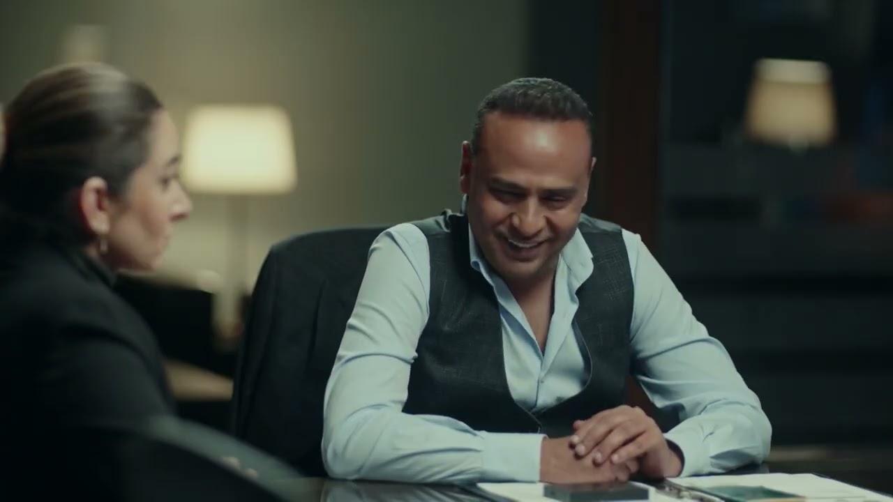 العائدون - شوف رد فعل نادين و عمر لما نبيل قالهم على طريقة تنكرهم الجديدة في المهمة الجاية 😂😂