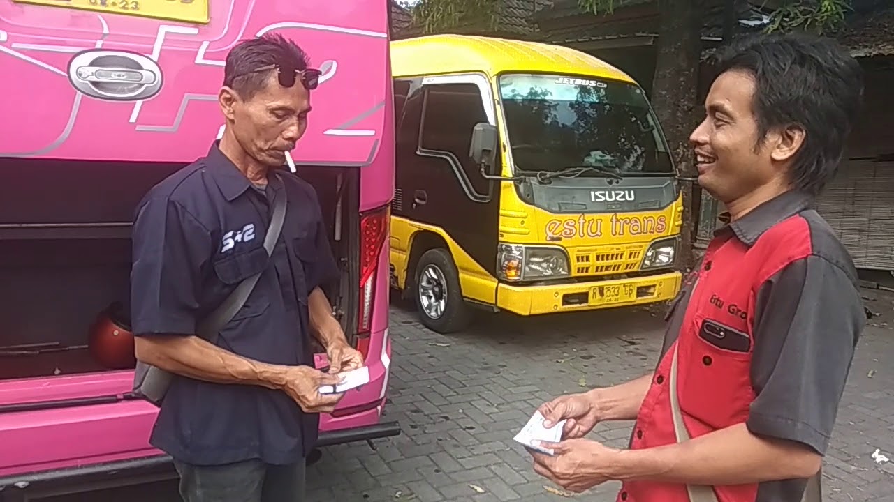Samoai di kantor estu trans jogja, dari Cilacap to jogja dengan ESTU TRANS