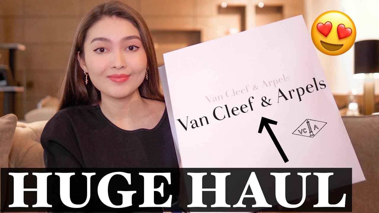 HUGE VAN CLEEF AND ARPELS HAUL/UNBOXING | La Perlee Collection My DREAM | Unboxing my mom's gifts 😍