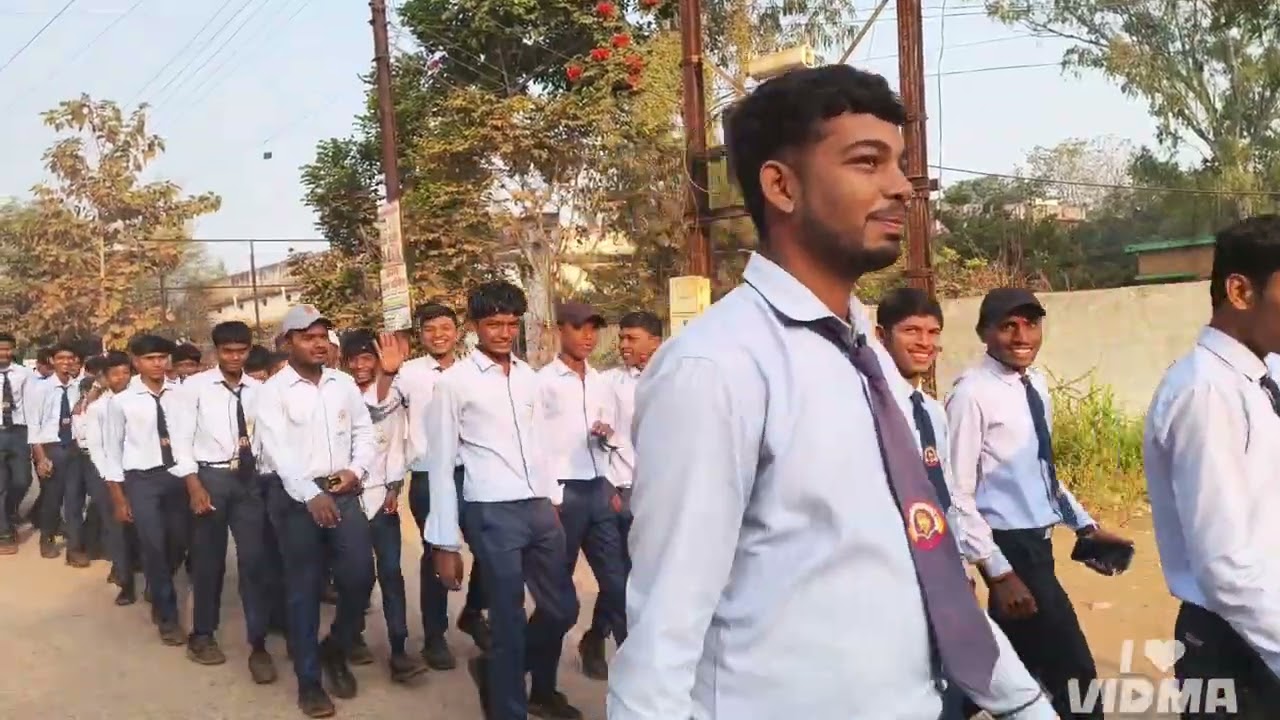 गणतंत्र दिवस रैली छुईखदान // प्यारे प्यारे बच्चे सब तैयार होकर आए है // जयकारा लगाते हुए संगवारी हो