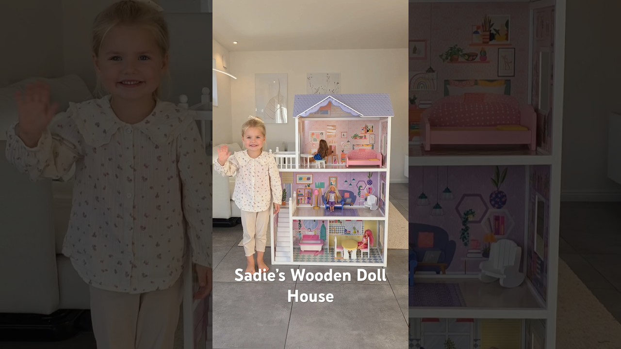 Give your dolls a home with Sadie&rsquo;s Wooden Doll House! #dollhouse