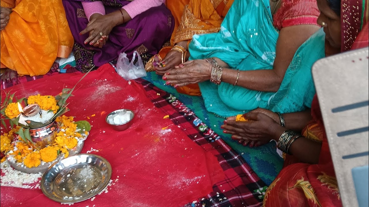 आसान माता का आरती होते समय का गीत