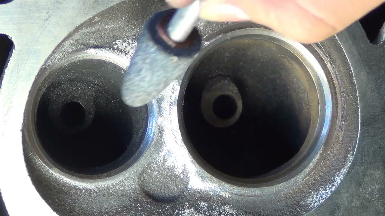 Two Easy Cylinder Head Mods For More Power Jeep 4.0 part 2: Cleaning Up Combustion Chamber and Bowls