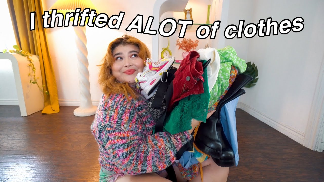 a very big FALL TRY ON THRIFT HAUL 🍂 thrifting designers, dresses, and chunky 90s boots! (+20 items)