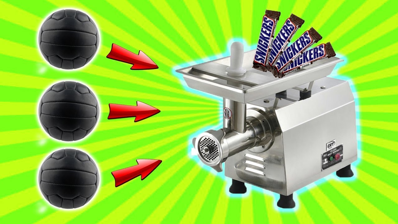 EXPERIMENT - Fleischwolf vs Snickers und mehr! Wird er aufgeben?