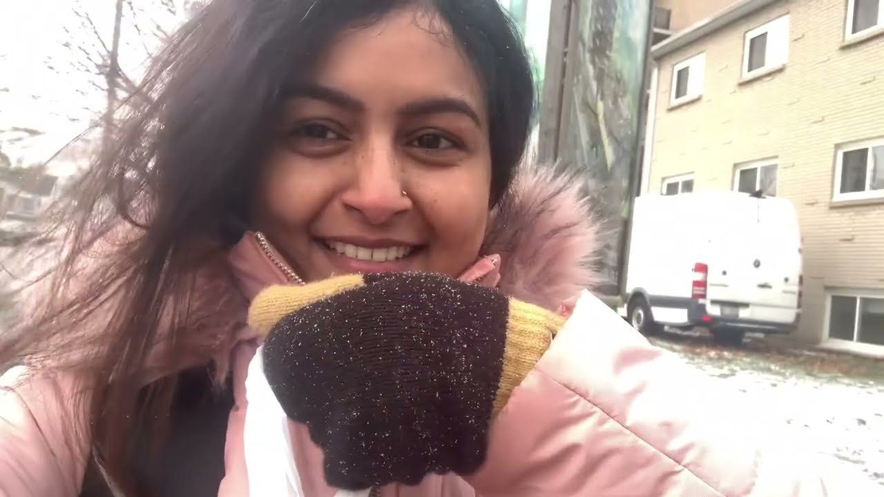 My First Snowfall in Canada ❄️😍