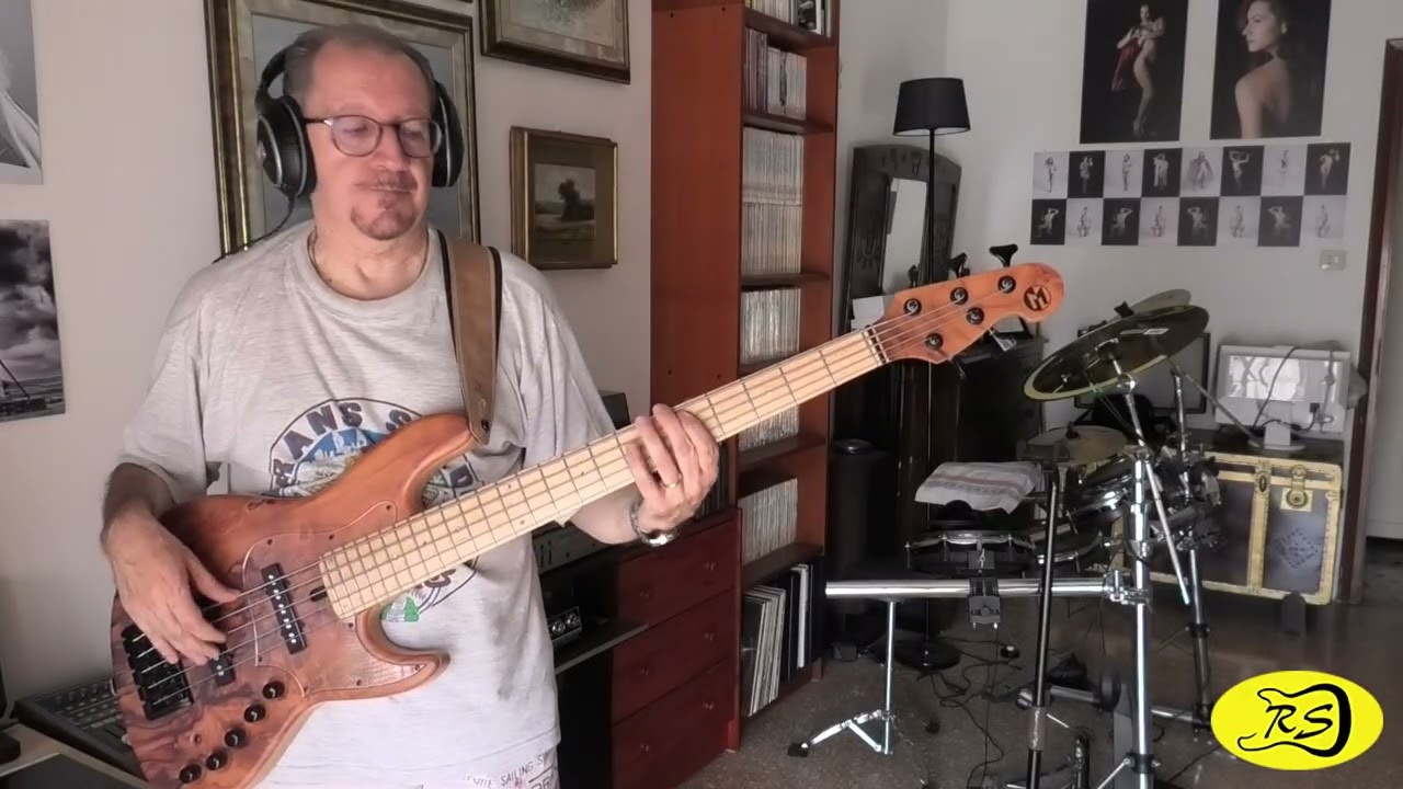 NEANCHE UN MINUTO DI NON AMORE (Lucio Battisti) - bassline by Roberto Salomone