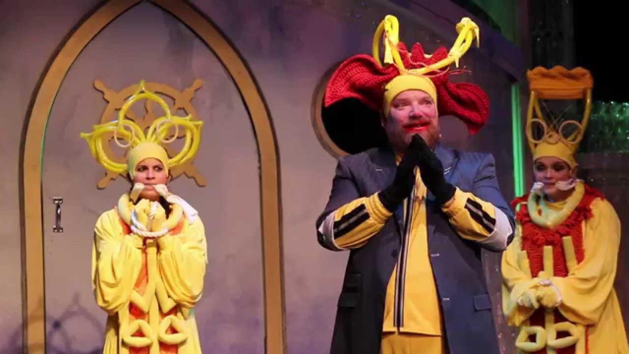 Unicorn Theatre - Mr. Burns, a post-electric play - Preview Clip