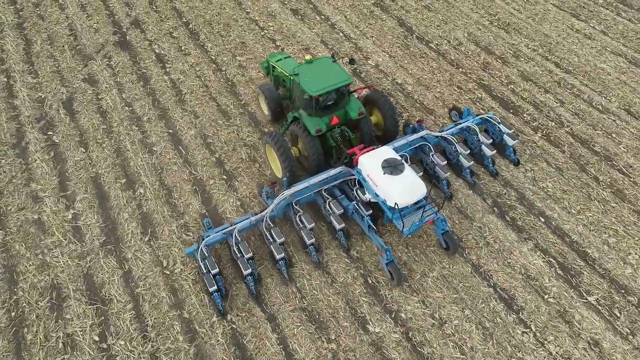 Planting season is guaranteed to be electric with ValoTerra 12 row Twin Row.