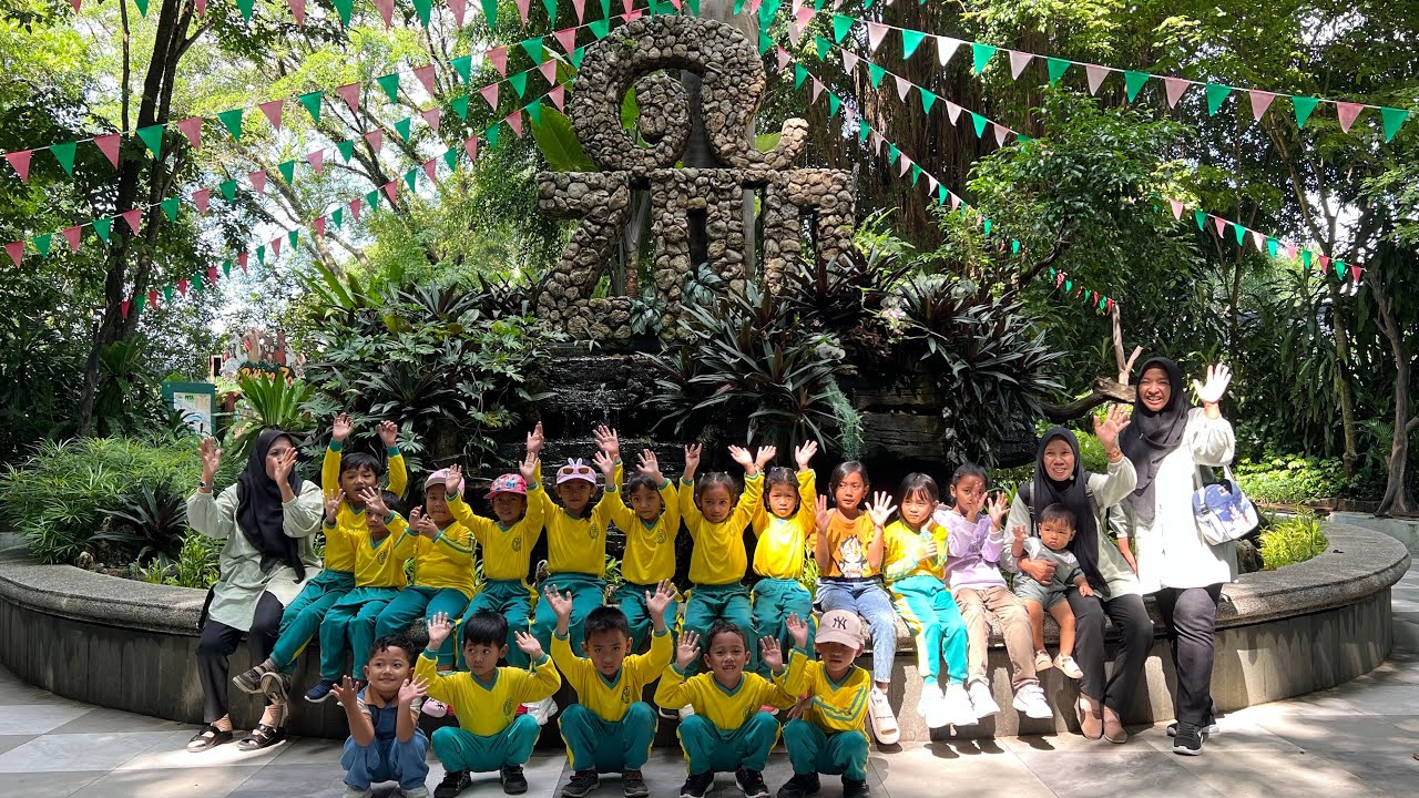 OUTING CLASS TK PERTIWI GLAGAH OMBO GOES TO YOGYAKARTA 