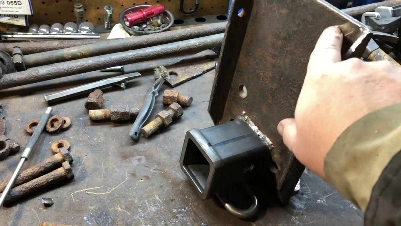 Самодельный приварной приемник для фаркопа Land Rover Series