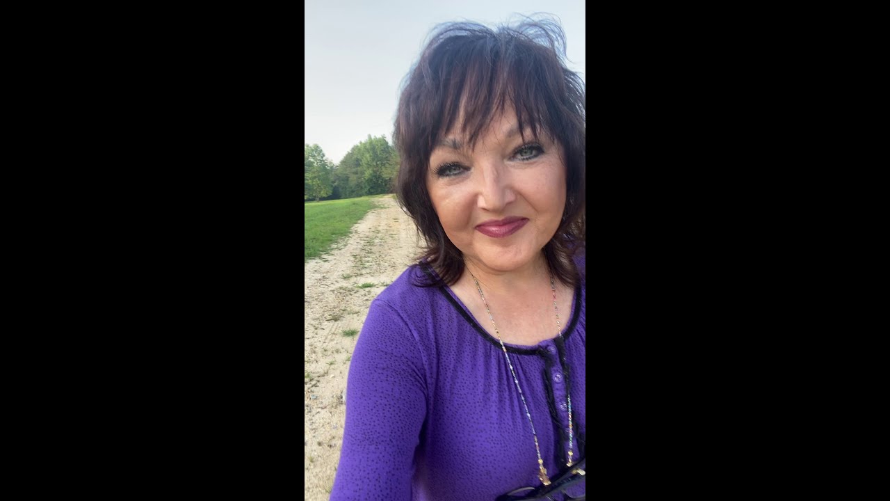 Meet me on the old dirt road