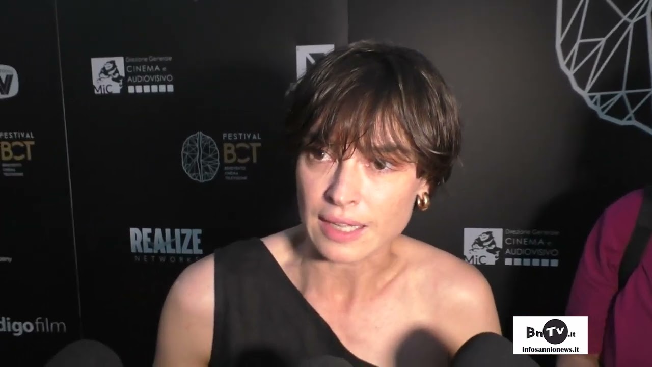 Kasia Smutniak   Quando l'opera è necessaria