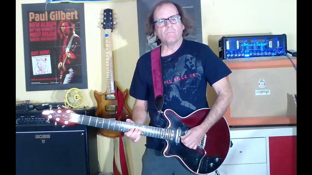 Ecos lejanos / Burns BMG Red Special