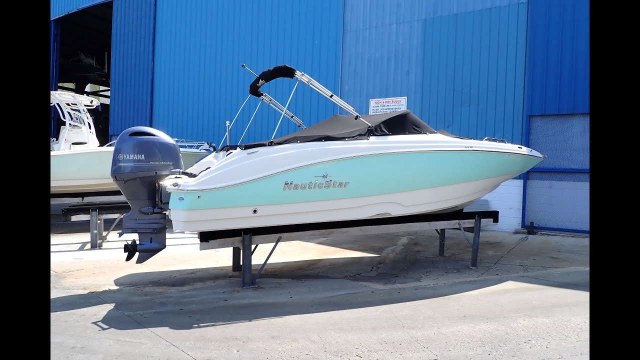Low Hour 2021 NauticStar 223 with Trailer for Sale