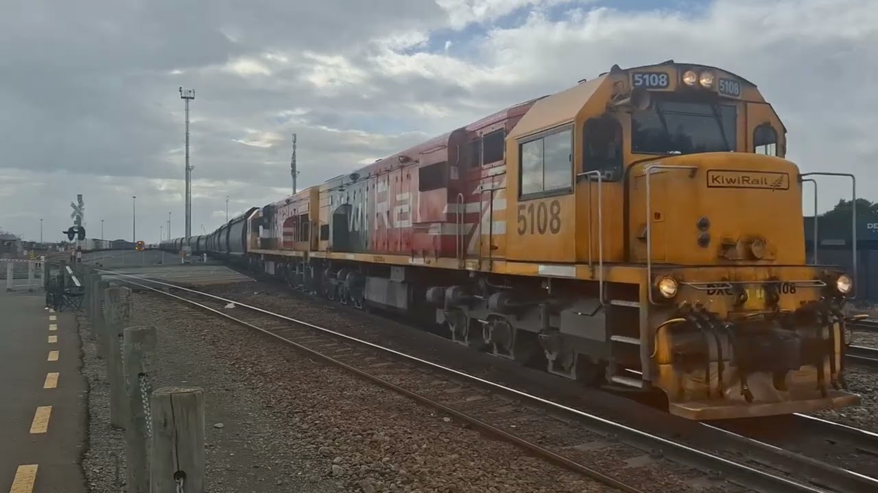 Kiwirail Movements at Middleton Yard, Annex Rd - 12th Jan