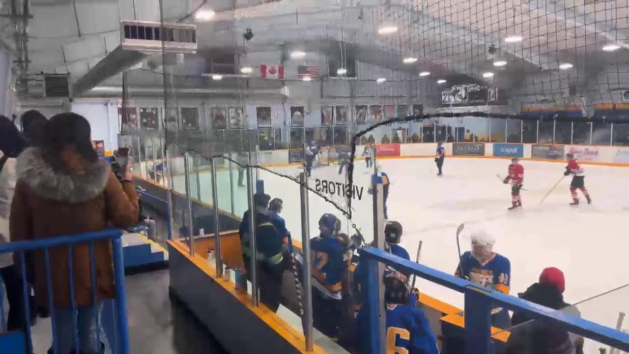 (Rink) 1 Muskrat Dam Thunder vs Pikangikum Thunder Chiefs