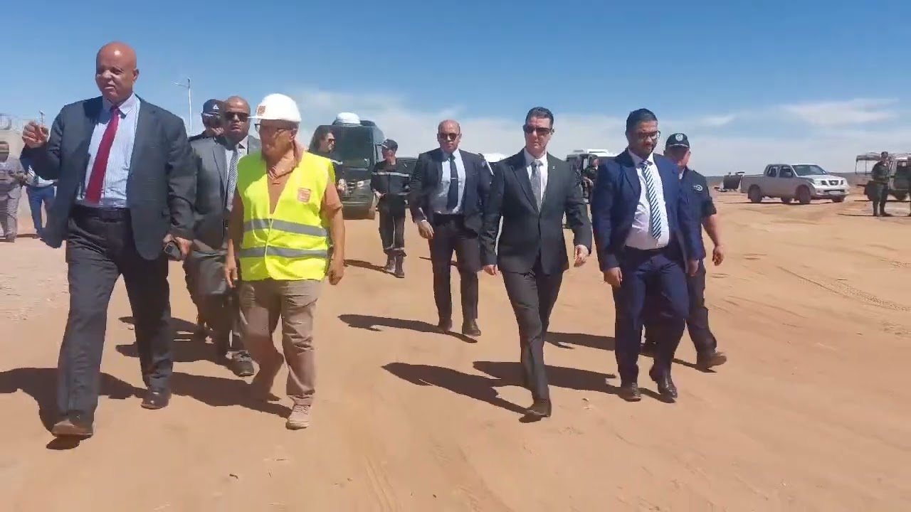 زيارة المدير العام للحماية المدنية العقيد بوعلام بوغلاف لولاية تندوف